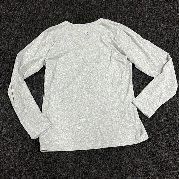 Life Is Good Vintage women’s long sleeve grey tee shirt, size small - Picture 5 of 7